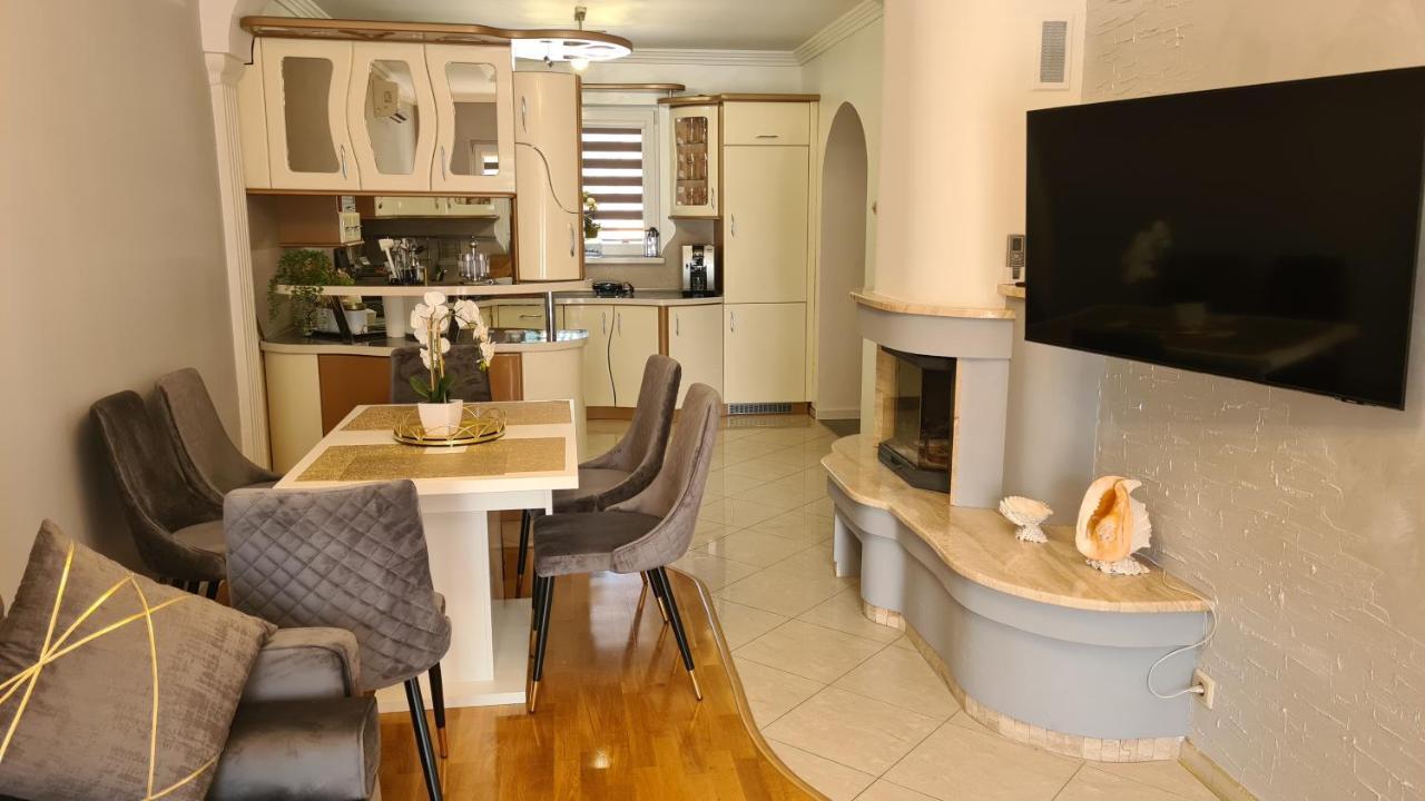 Apartament Deluxe 2 奥斯威辛 外观 照片
