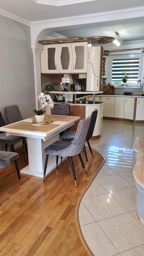 Apartament Deluxe 2 奥斯威辛 外观 照片