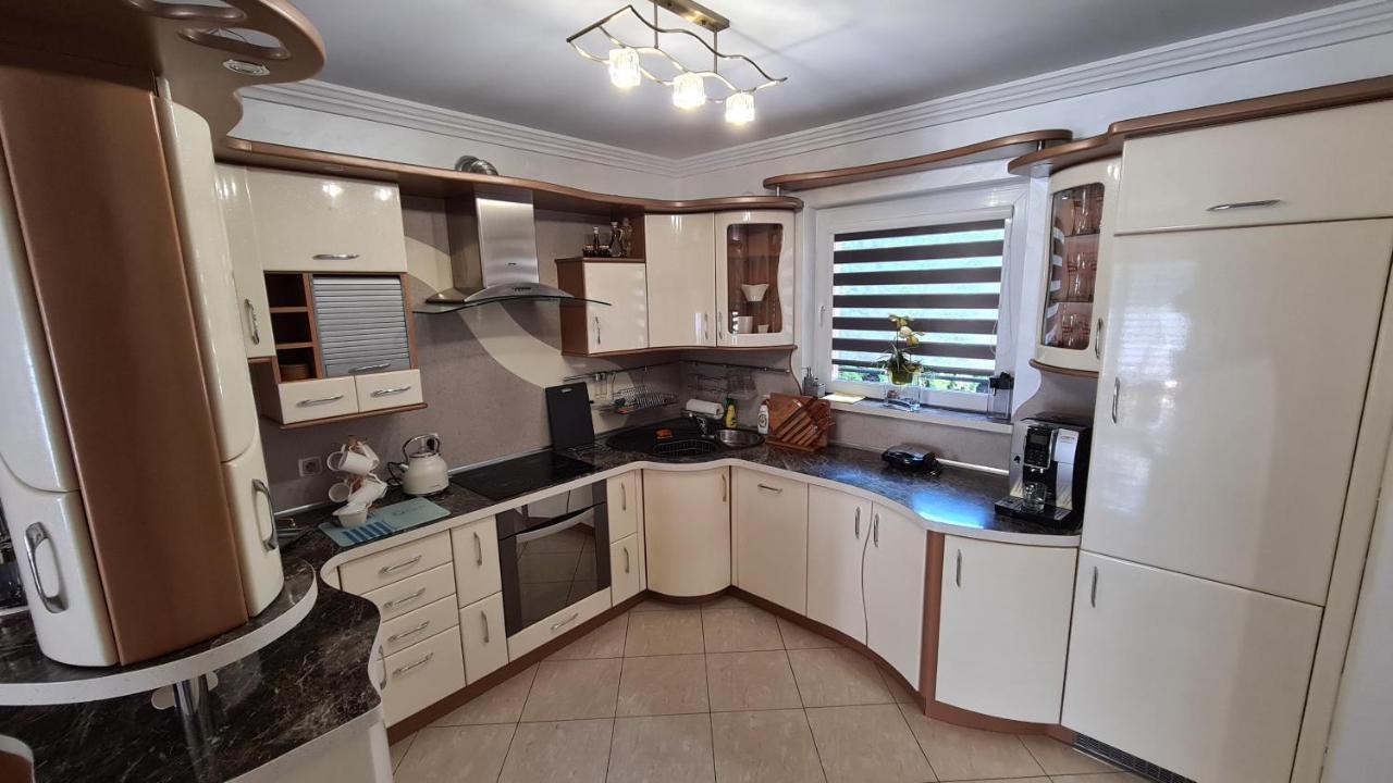 Apartament Deluxe 2 奥斯威辛 外观 照片